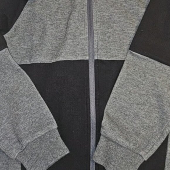 Boy clothes bundle - Picture 4 of 7